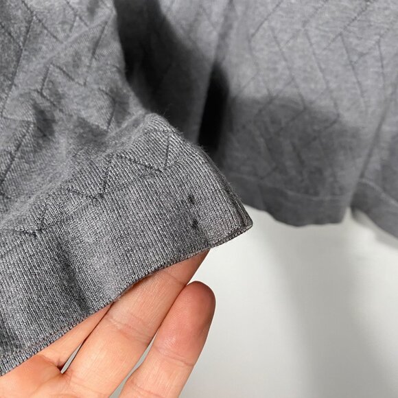 Armani Collezioni Viscose Blend Knit Crewneck Sweater Gray Size 50 / US Small - Picture 4 of 7